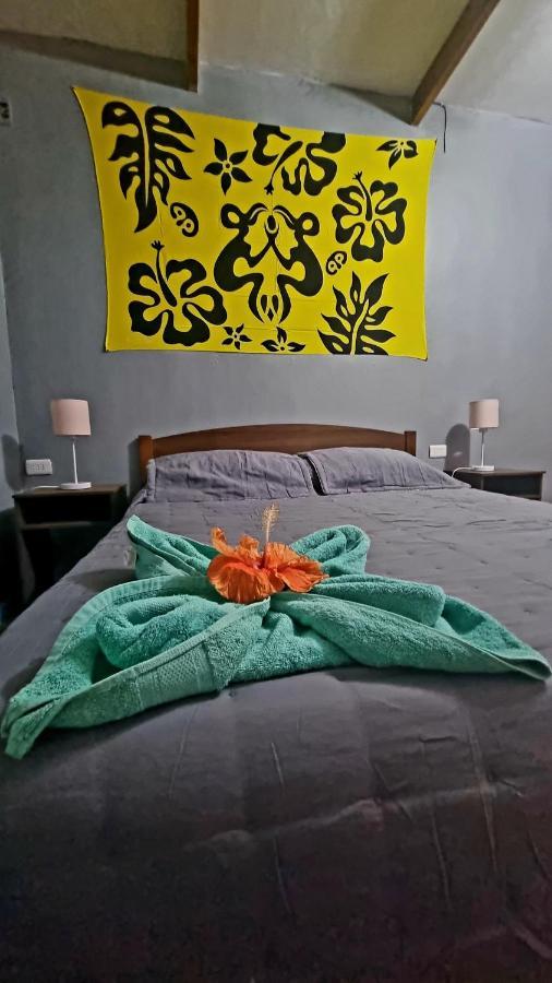 Hostal Henua Roa Hanga Roa Buitenkant foto