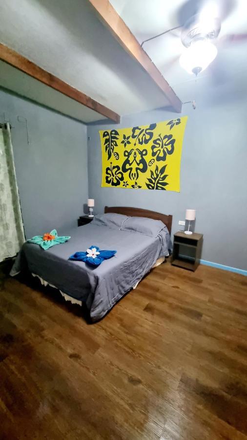 Hostal Henua Roa Hanga Roa Buitenkant foto